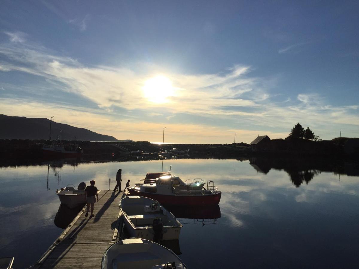 Bakkevik Brygge Appartement Kalvåg Buitenkant foto